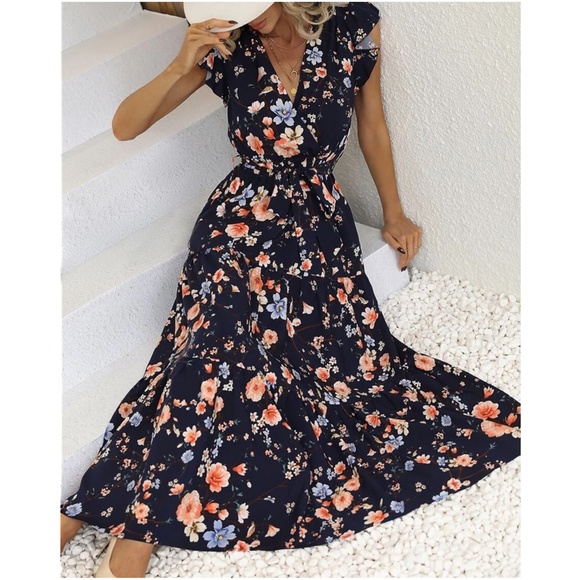 Boho Floral Print Butterfly Sleeve Maxi Dress - Picture 12 of 16